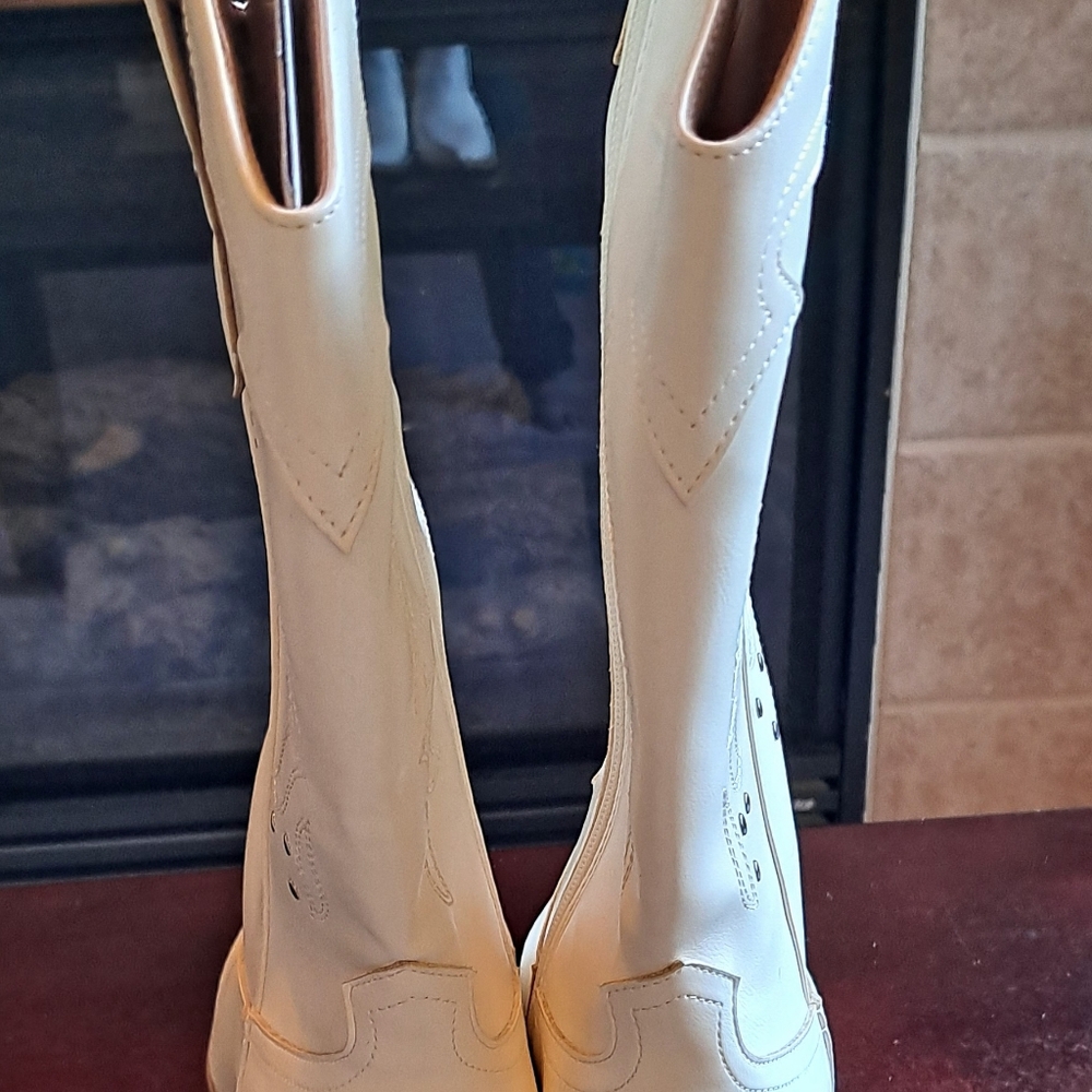 Universal Thread Iris Studded Western Cowboy/Cowg… - image 4